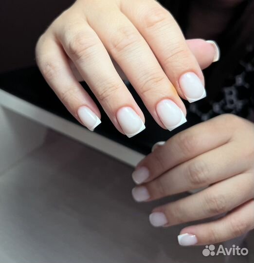 Маникюр и педикюр гель лак