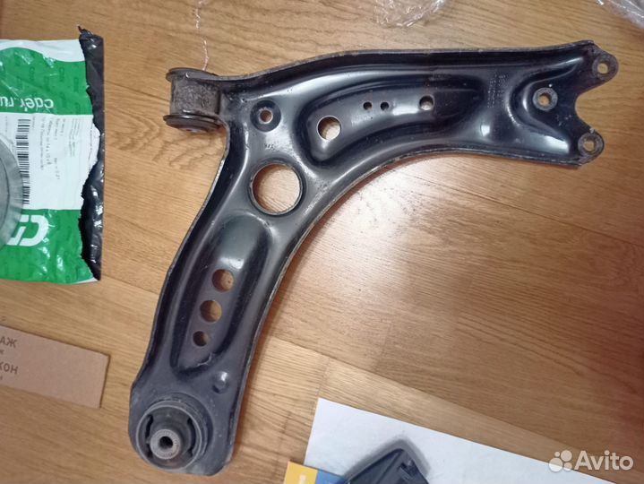 Рычаг octavia a7