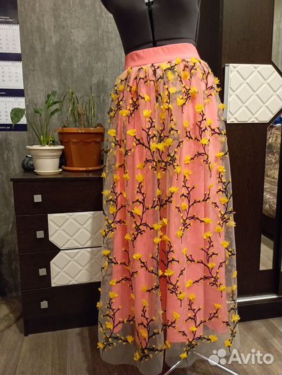 Пошив, ремонт одежды,пошив штор и интерьера