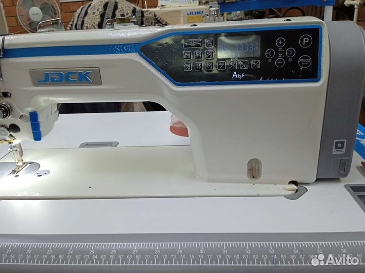 Швея, Комплетовщик кроя