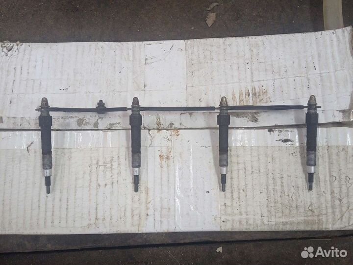 Свечи накала ниссан Серена Ларго CD-20T