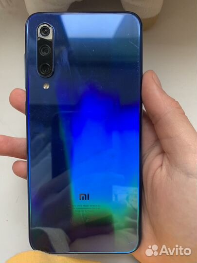 Xiaomi Mi 9 SE, 6/64 ГБ