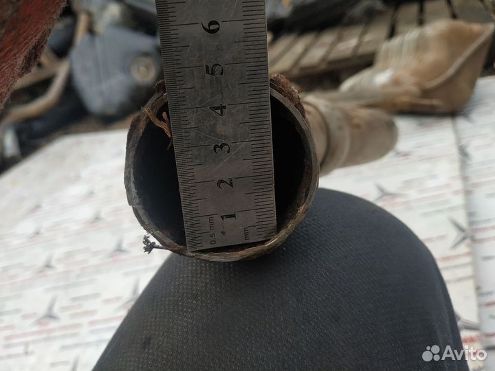 Глушитель задняя левая часть w211 m272 Mercedes