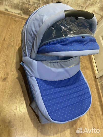 Коляска 2 в 1 Riko Blanca