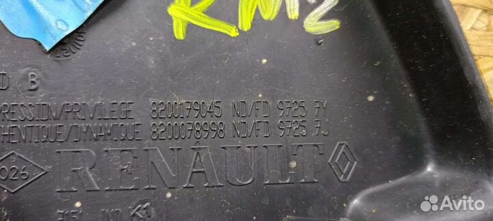 Накладка торпедо Renault Megane 2007