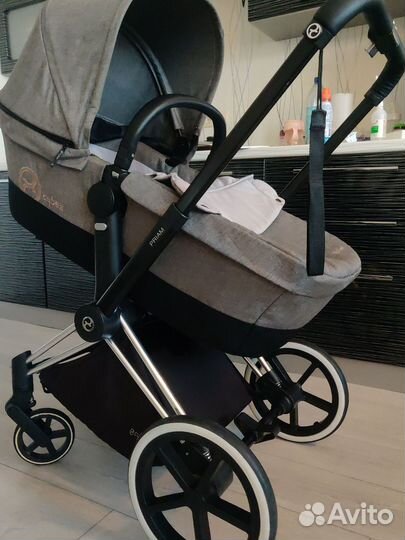 Cybex Priam III, 2 в 1, люлька и автолюлька б/у