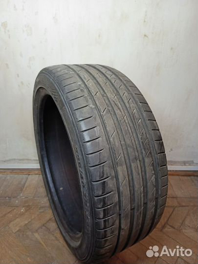 Kumho Ecsta PS71 225/40 R18