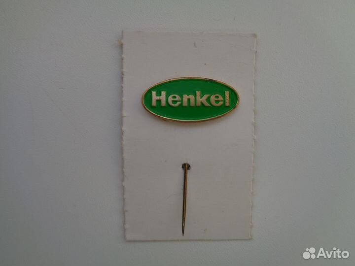 Значок Henkel новый