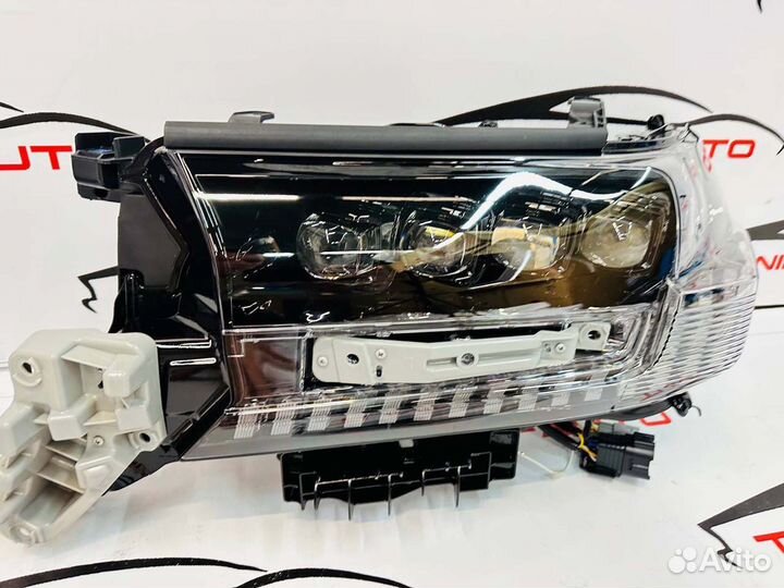 Фары Toyota Land Cruiser с 2016 года стиль Lexus 4