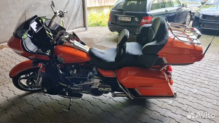 Harley-Davidson CVO Road Glide Limited 117
