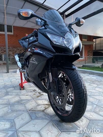 Suzuki gsx-r 750 K9