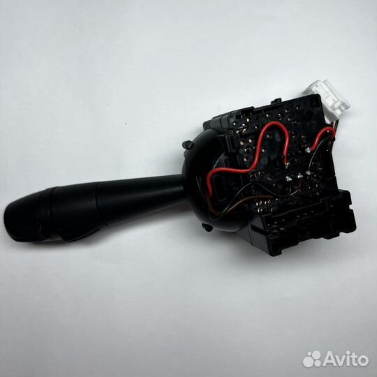 8201167981 подрулевой переключатель левый