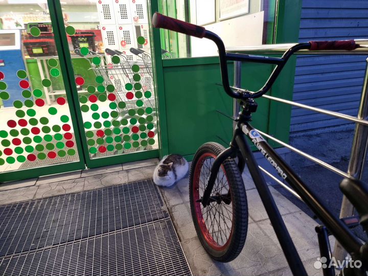 Трюковой велосипед BMX