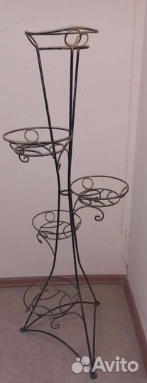 Подставка под цветы 160см металлическая