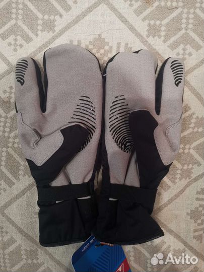 Продаются варежки KV+