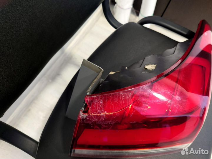 Правый задний фонарь Дженесис G 80