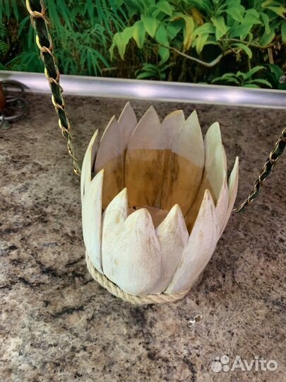 Кашпо в виде лотоса