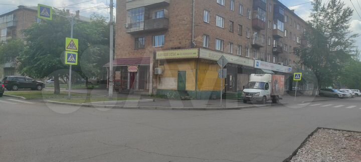 Здание 608,7 м²