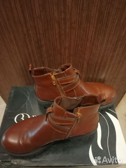 Сапоги женские осенние раз 38