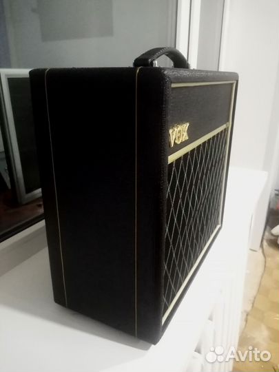 Гитарный комбоусилитель vox pathfinder 15
