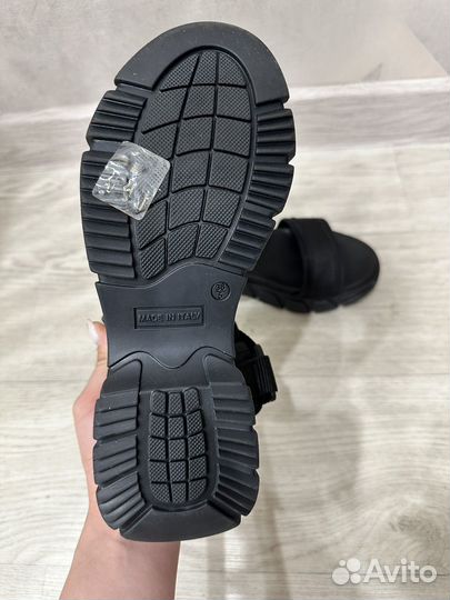 Сандали 38 размер