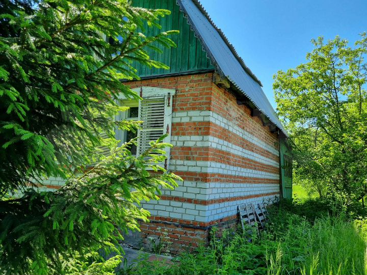 Дом 30 м² на участке 15 сот.