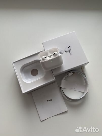 Беспроводные наушники AirPods Pro