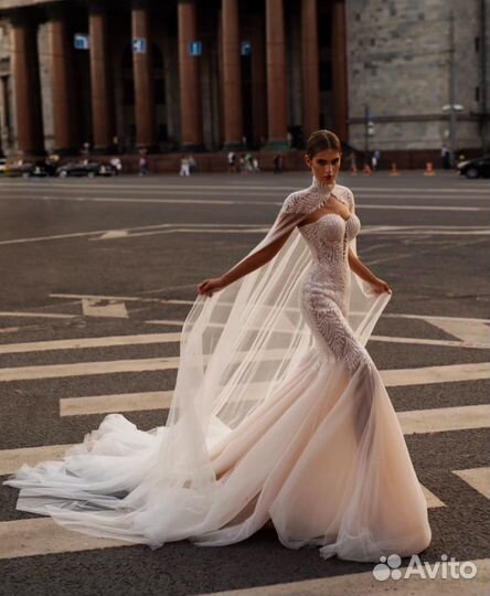 Свадебное платье и фата