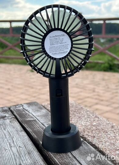 Мини вентилятор ручной