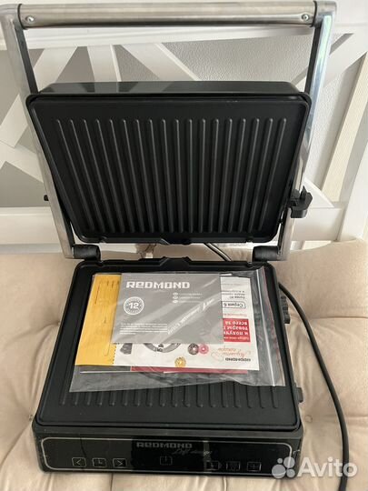 Гриль-духовка-барбекю Redmond