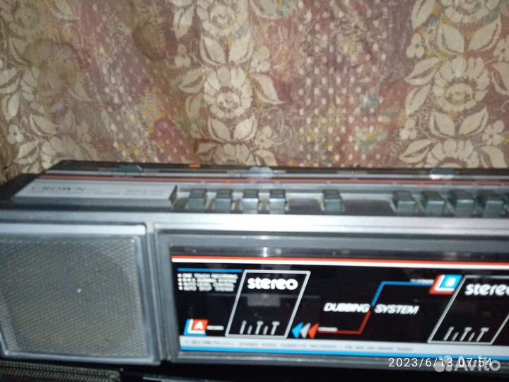 Магнитофон crown