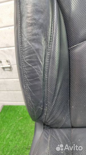 Сиденья передние Lexus RX400H 2007