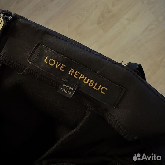 Вечернее платье-футляр love republic