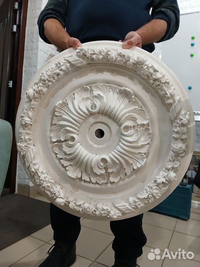 Гипловая лепнина, розетка 60 см