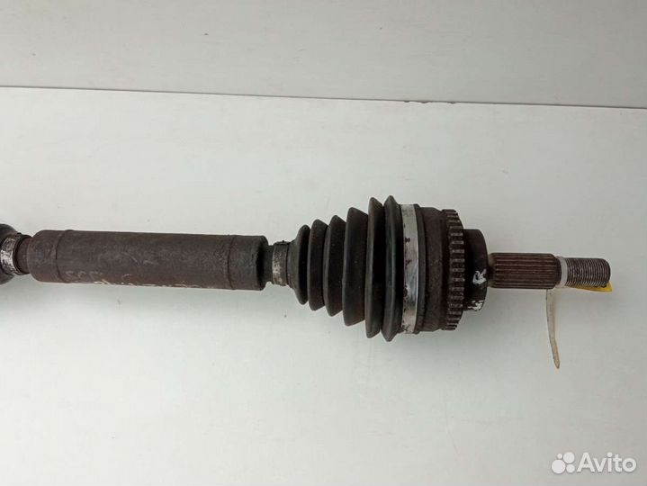 Полуось передняя правая (приводной вал, шрус) Rena