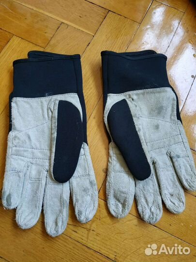 Перчатки для дайвинга
