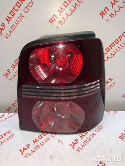 Фонарь задний правый Volkswagen Touran BMY 2008