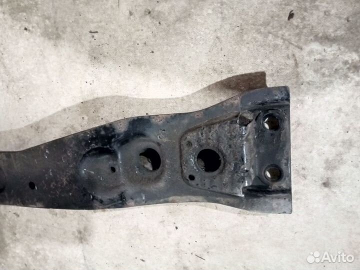 Балка продольная лыжа Mitsubishi Lancer 10