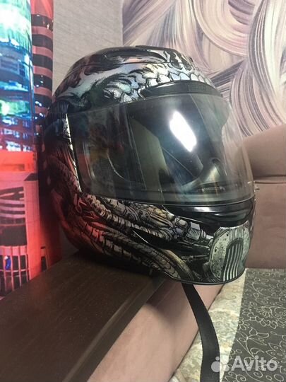 Мотошлем Icon