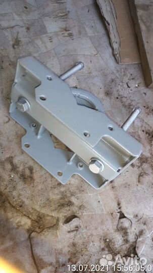 Кронштен крепление на трубостойку для видеокамер