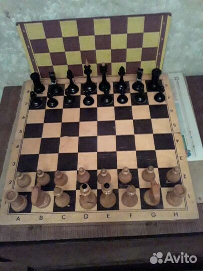 Шахматы деревянные СССР Дорожные.Карболитовые