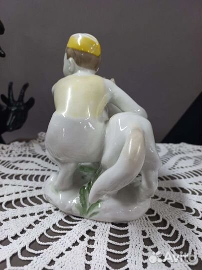 Статуэтка фарфор Пограничник