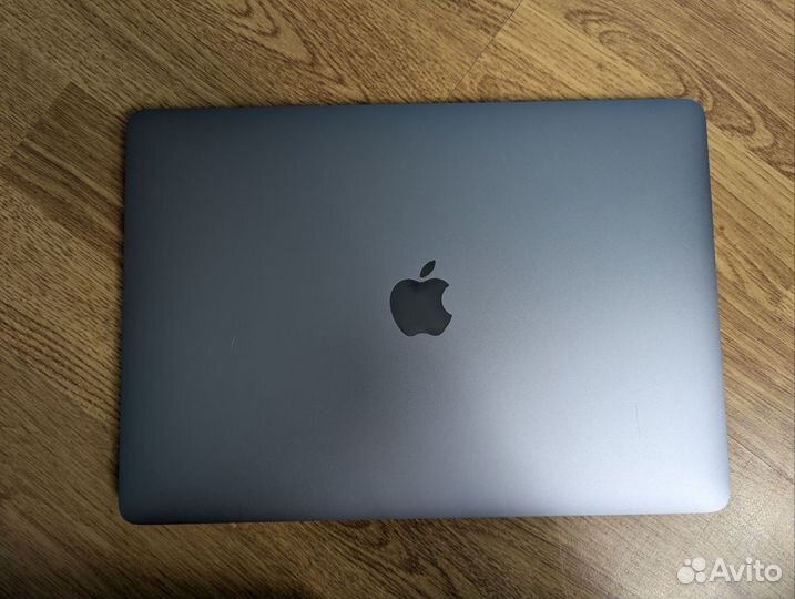 Apple MacBook air 13 2020 m1