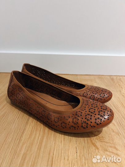 Балетки коричневые Tamaris 40