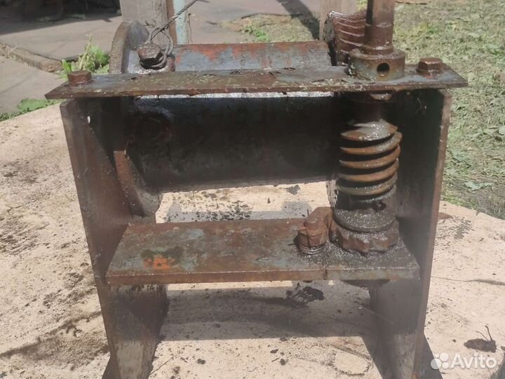 Механическая лебедка