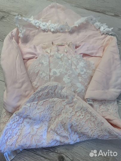 Комплект на выписку для девочки