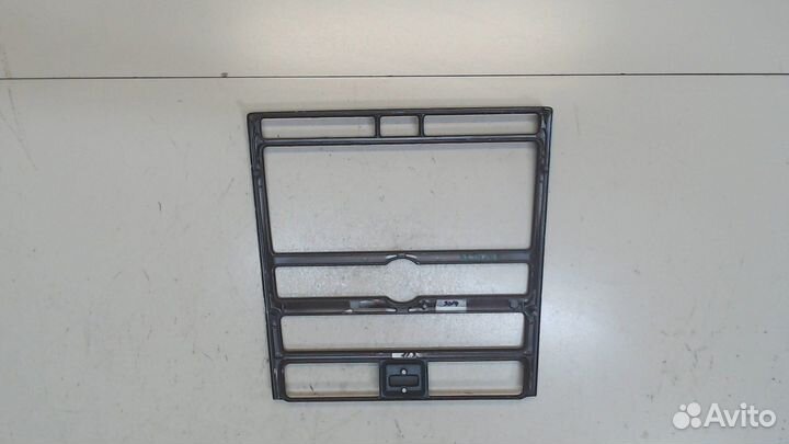 Рамка под магнитолу Volkswagen Phaeton, 2008