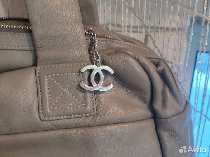 Кожаная сумка chanel