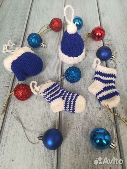 Ёлочные вязаные игрушки