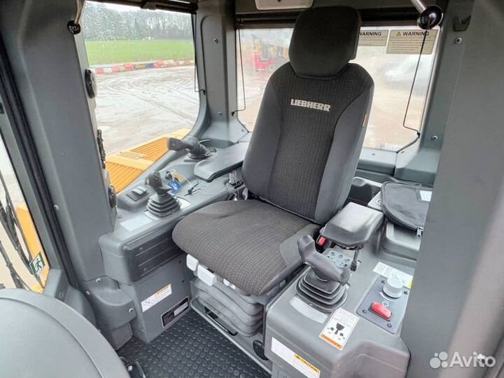 Liebherr PR 776 Litronic, 2022